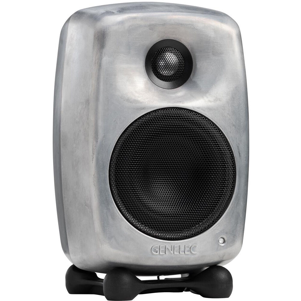 Студийный монитор GENELEC 8020DRwM